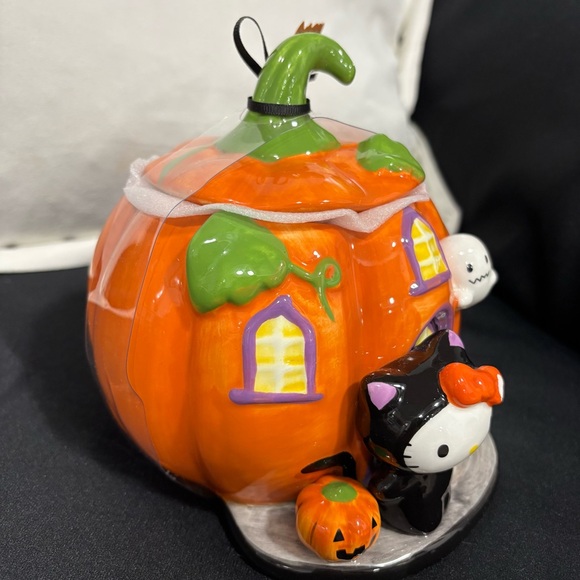 Sanrio Blue Sky Hello Kitty Cookie/Candy  Canister Jar - Picture 2 of 3